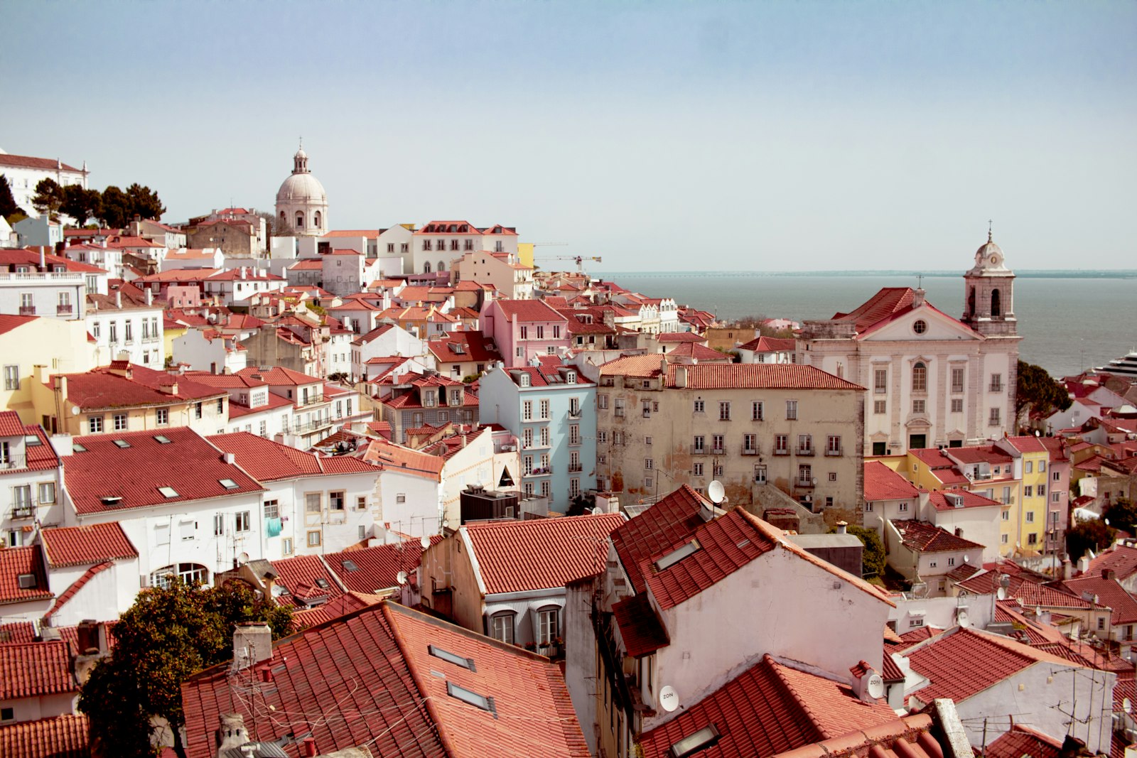 Cidade portuguesa vista de cima